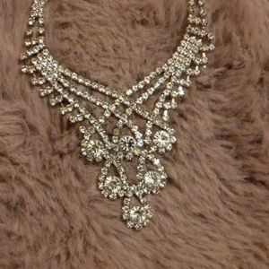 Fashion jewelry beautiful piece brand new